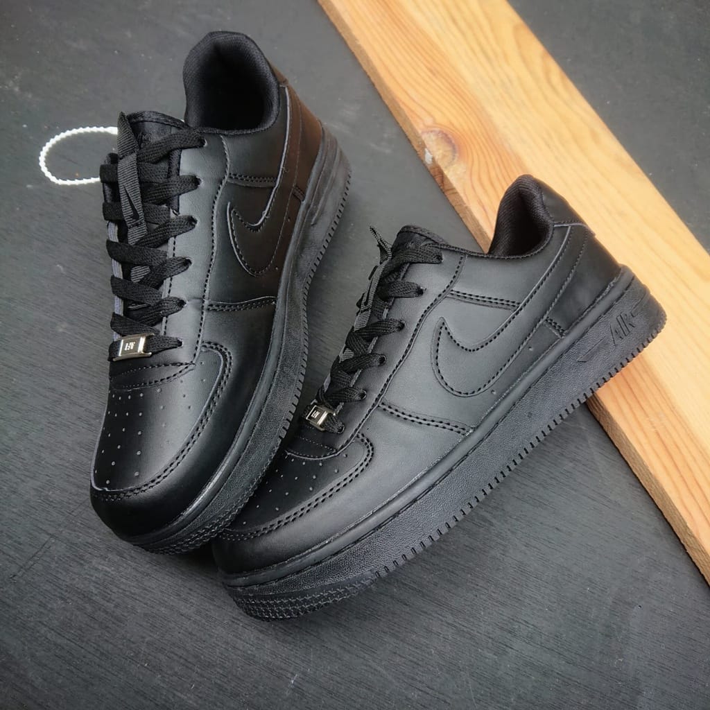 NIKE FORCE ONE