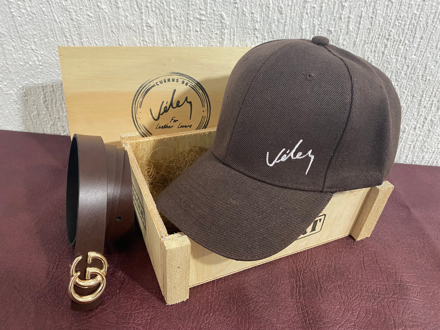 Duo Dama Gorra Velez + Correa Gucci Caja